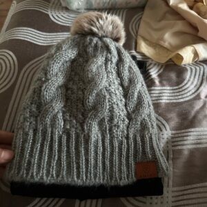 Ariat Gray Cable Knit Beanie with Faux Fur Pom